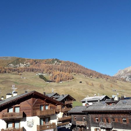 Garni Al Silvestri Vei Hotell Livigno Eksteriør bilde