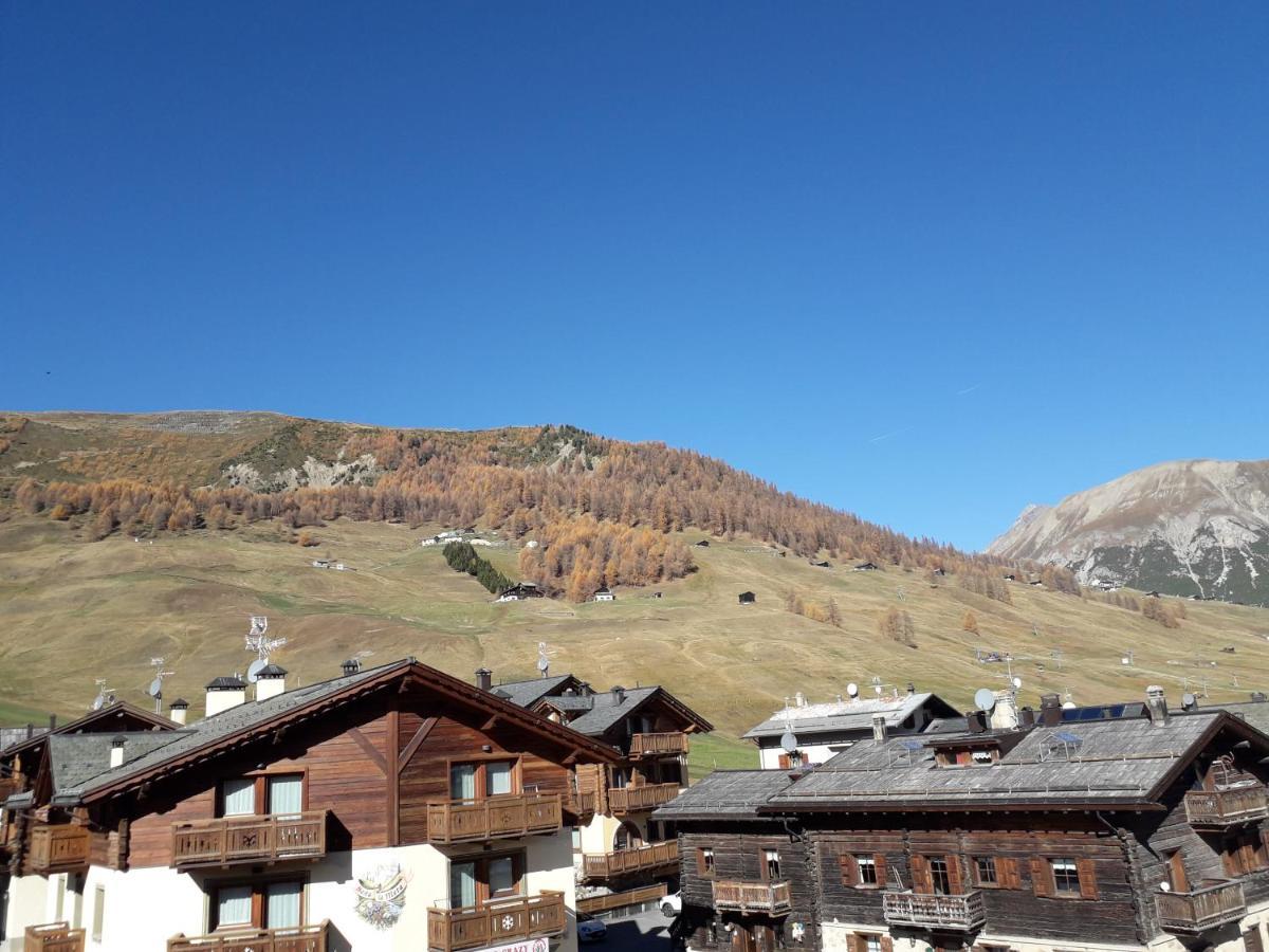Garni Al Silvestri Vei Hotell Livigno Eksteriør bilde