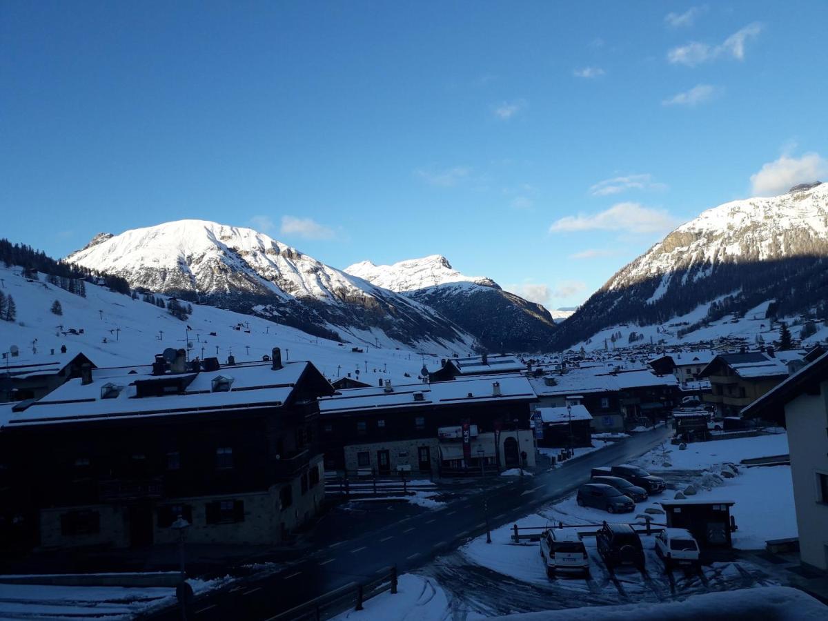 Garni Al Silvestri Vei Hotell Livigno Eksteriør bilde